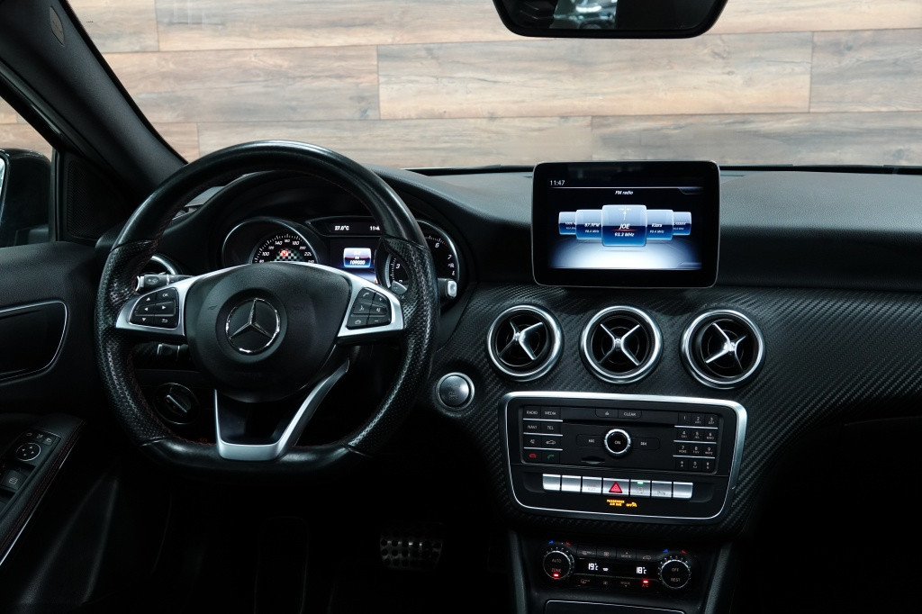Mercedes-Benz A-Klasse 180 | amg-styling | pano | verkocht