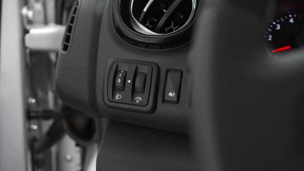 Renault Trafic 2.0 dci 170 t29 l2h1 dc comfort | navi | trekhaak | camera |