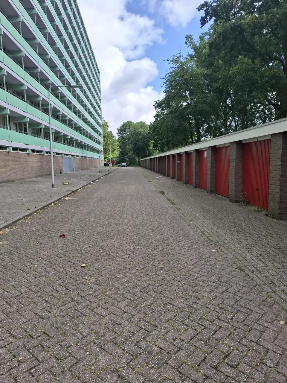 TE HUUR GARAGEBOX IN BERGEN OP ZOOM