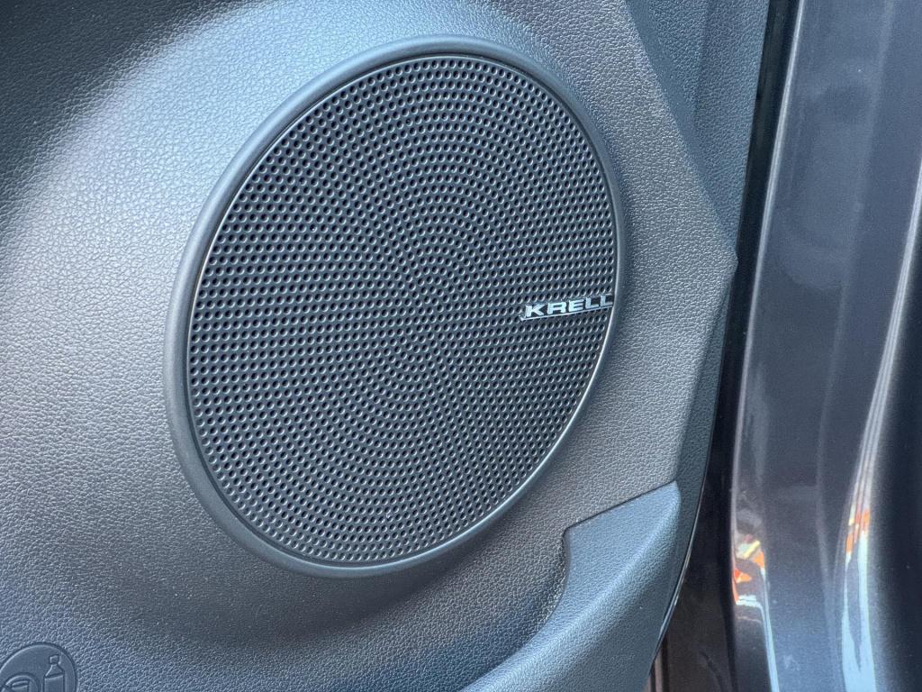 Hyundai Kona ev fashion 64 kwh soh 96%, 3-fase lader