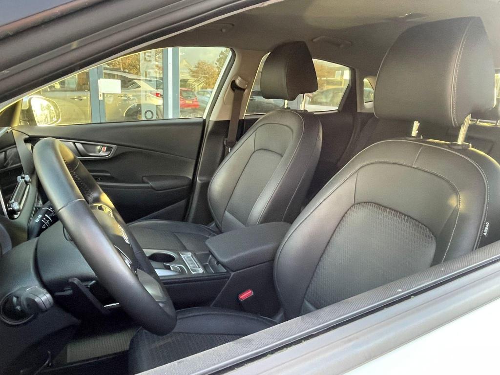 Hyundai Kona ev premium 64 kwh