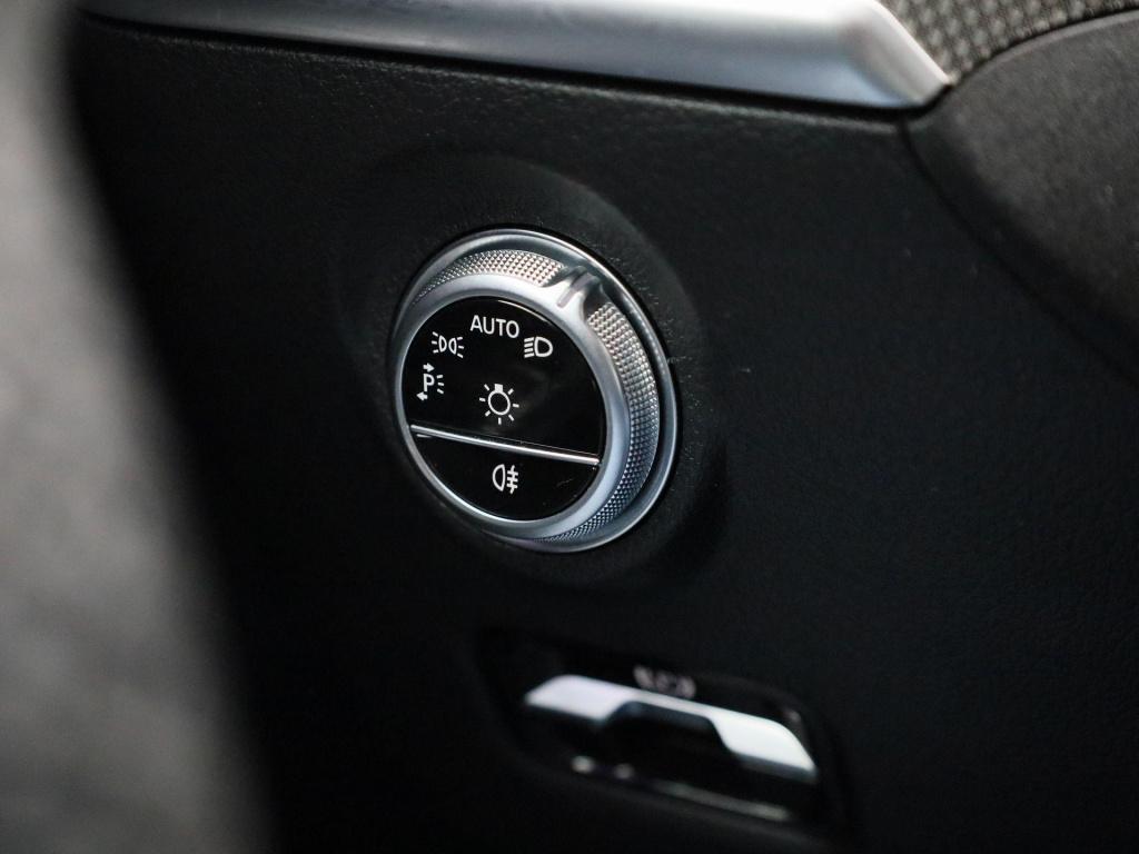 Mercedes-Benz C-Klasse 300 e amg line | automaat | lage km stand | climate 