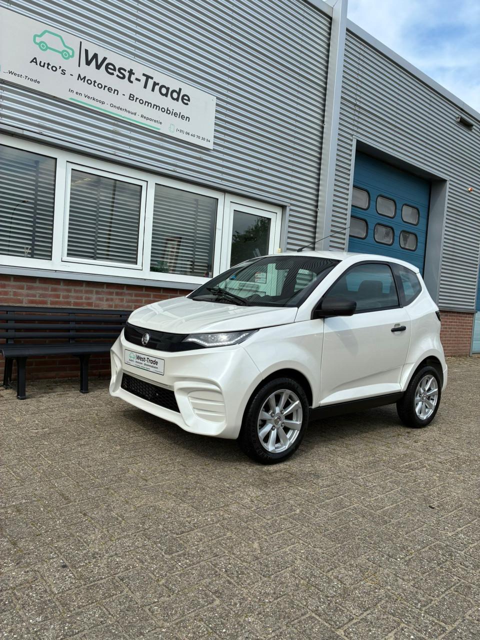 Aixam City  | Brommobiel | 2024 | wit Parelmoer | Gratis bezorging