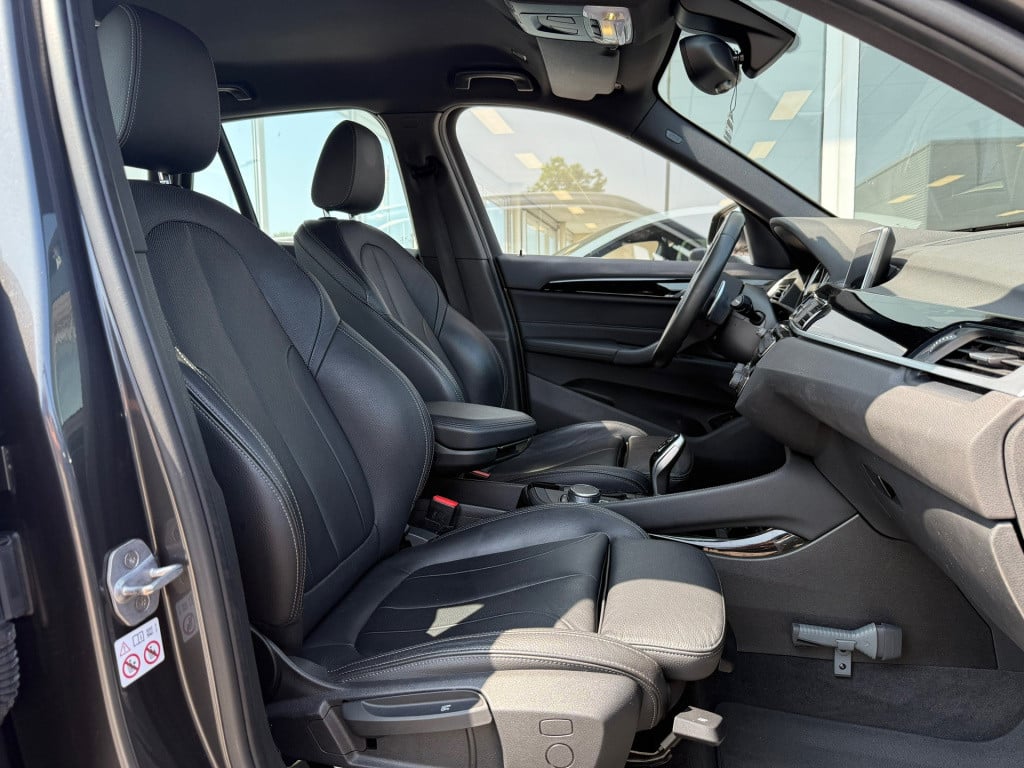 BMW X1 sdrive20i orange edition iii