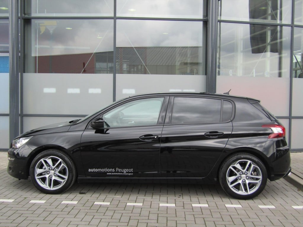 Peugeot 308 1.2 blue lion gt pakket 96.000 km 2017