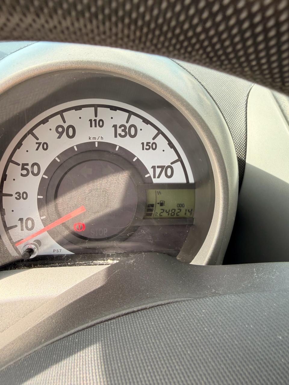 Peugeot 107/ 1.0 12V/ 5DR 2012 Wit/ AIRCO/ APK 09.03.2027