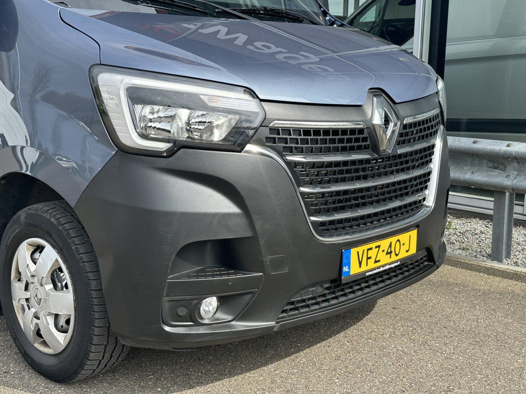 Renault Master t35 2.3 dci 135 l3h2 | led | navi | camera | trekhaak .