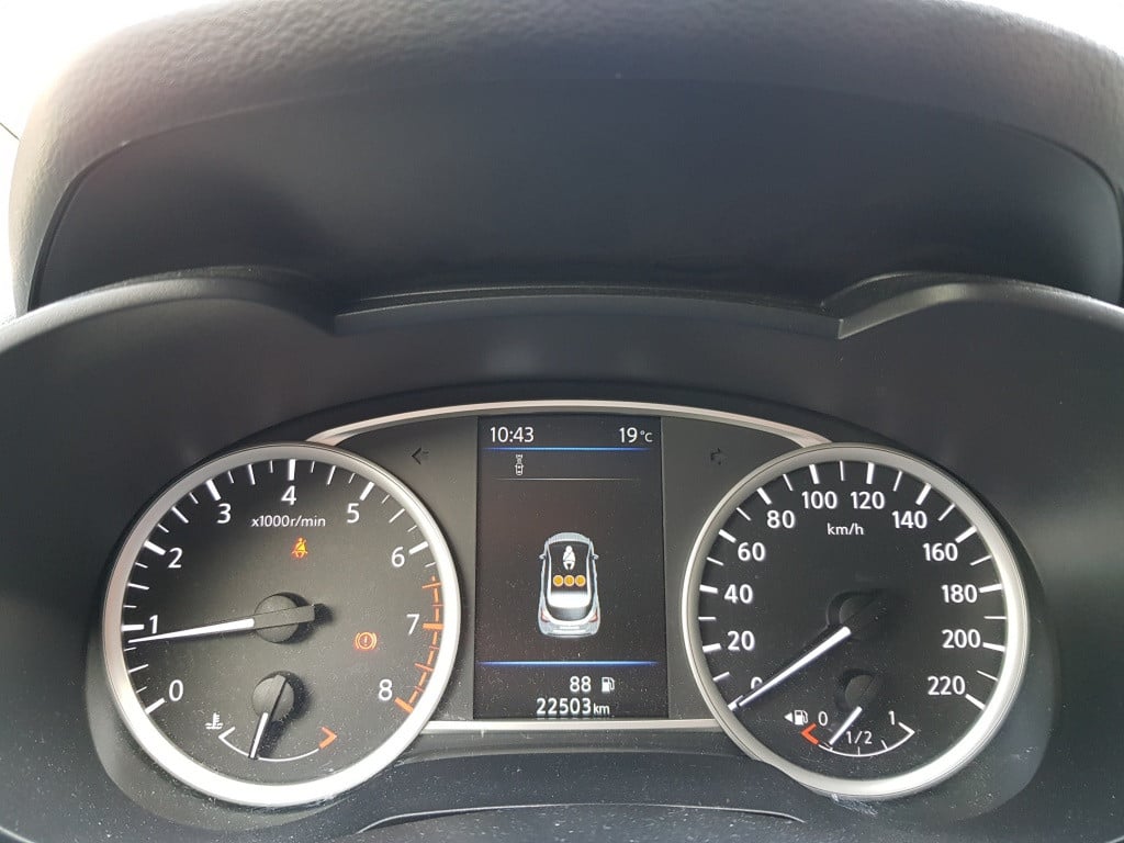 Nissan Micra n-connecta 1.0 ig-t