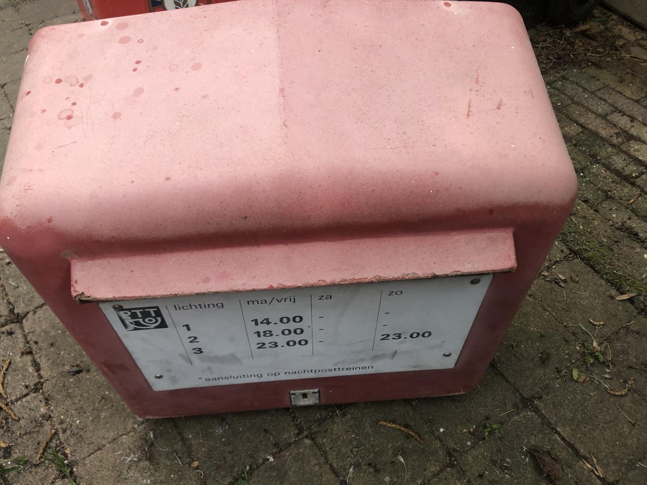 Vintage PTT brievenbus