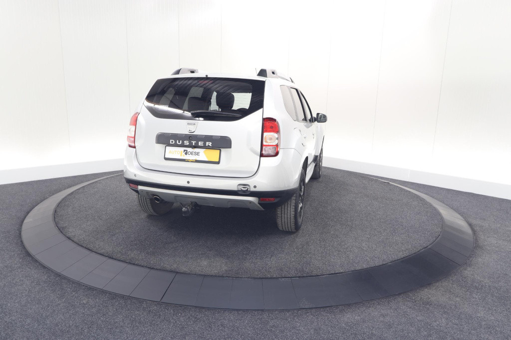 Dacia Duster tce 120 4x2 blackshadow | trekhaak | camera | navigatie | park