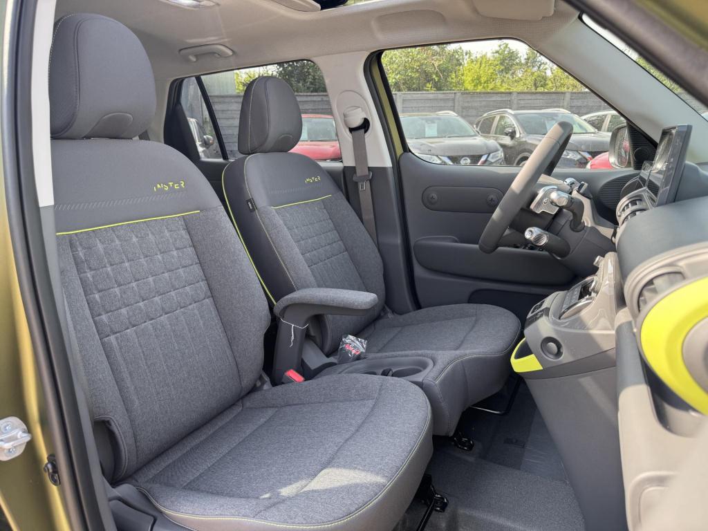 Hyundai Inster cross sky plus 49 kwh direct beschikbaar!