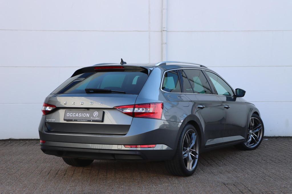 Skoda Superb combi 1.5 tsi act business edition 150pk