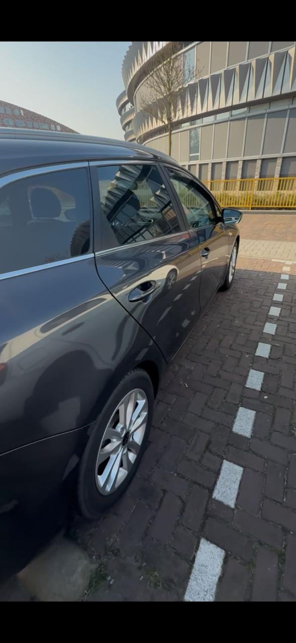 Kia cee'd Sportswagon cee'd Sportswagon -  1.6 GDI DynamicLine - FL OPTION