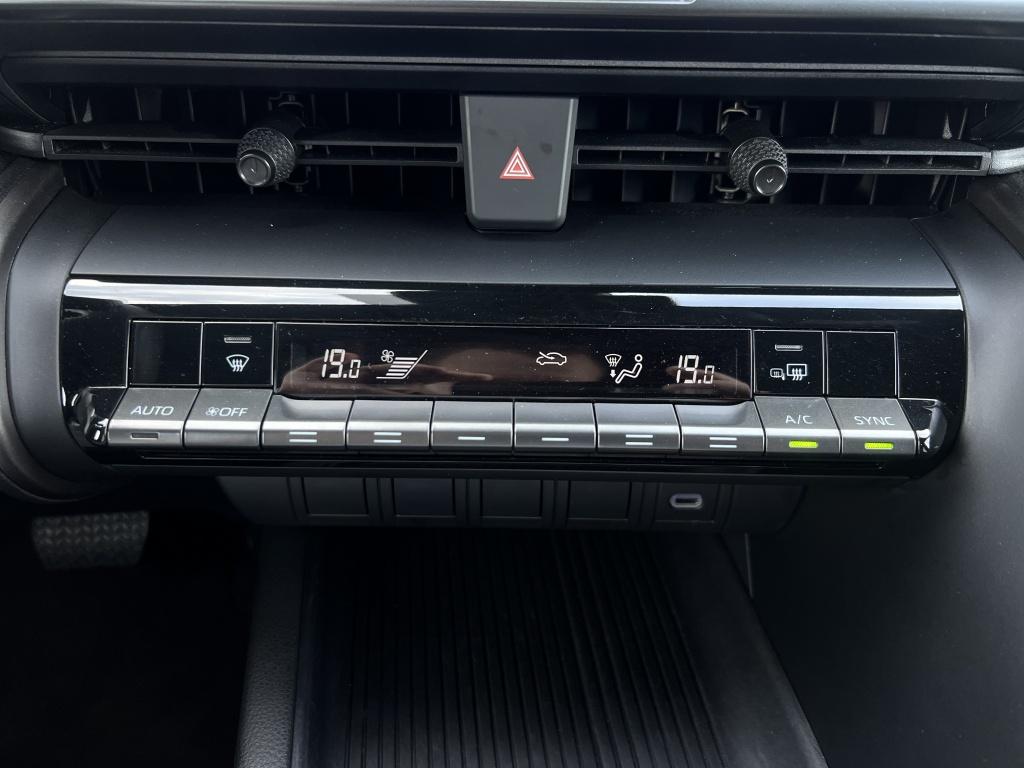 Toyota C-hr 1.8 hybrid 140 dyn