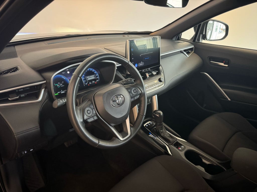 Toyota Corolla Cross hybrid 200 dynamic
