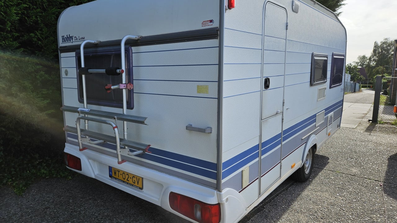 Hobby de Luxe 440 SF van het bouwjaar 1999