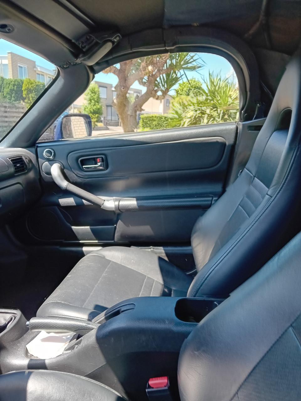 Toyota MR2 1.8. VVTI. 152 Dkm. 2003. AC. Leer. TTE Bodykit Cabrio.kap etc.