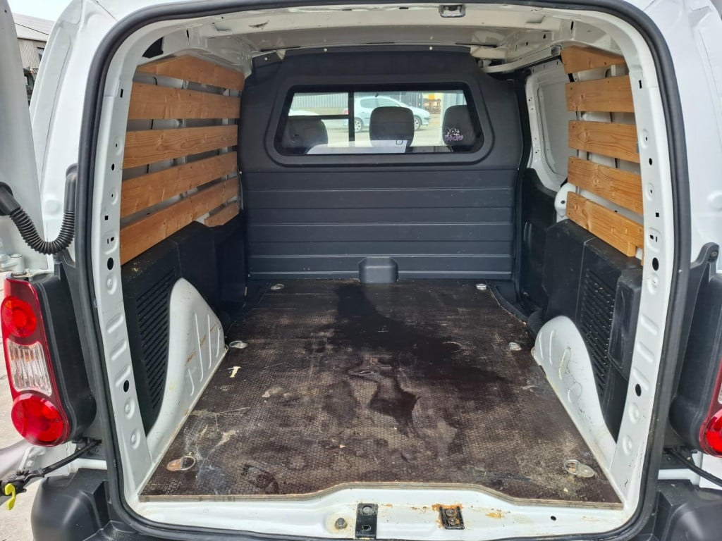 Peugeot Partner 120 1.6 hdi 75 l1 xr airco / nap / elektrische ramen / 3 zi