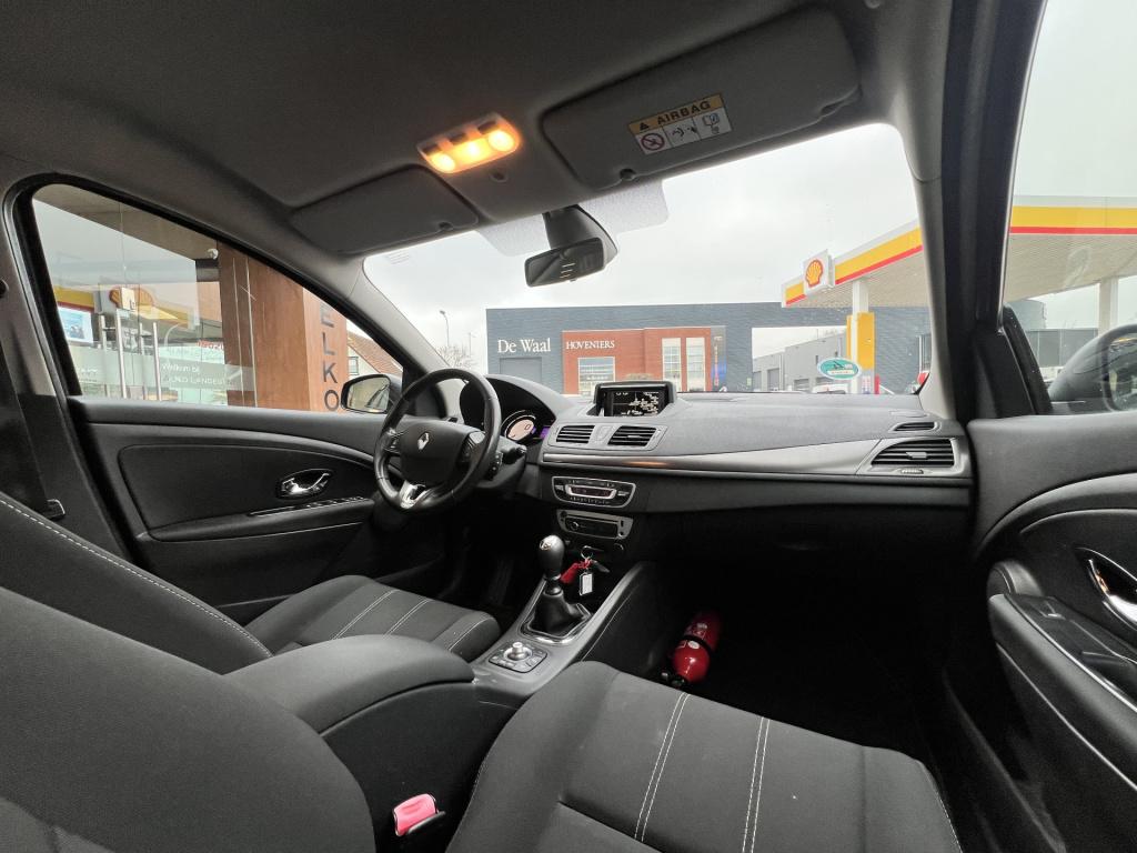 Renault Megane 1.2 tce limited | nav | trekhaak | climate control | radio |