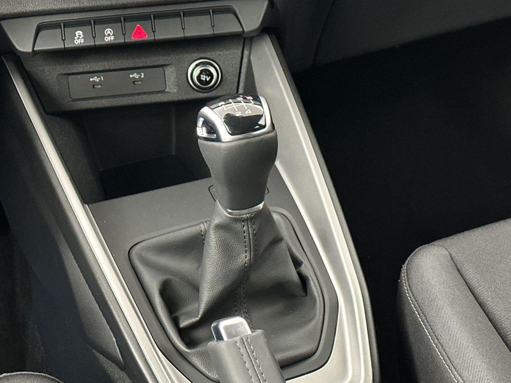 Audi A1 Sportback advanced edition 25 tfsi 70 kw / 95 pk sportback 5