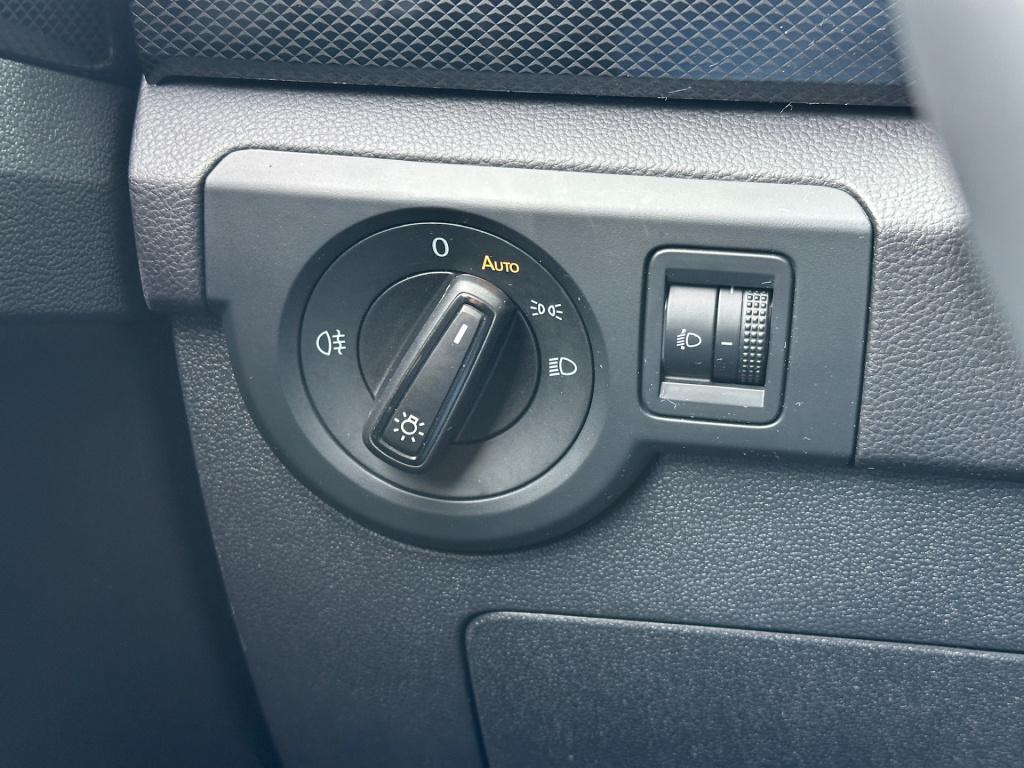 Volkswagen T-cross 1.0 tsi goal | navi | climate | led | stoelverwarming | 