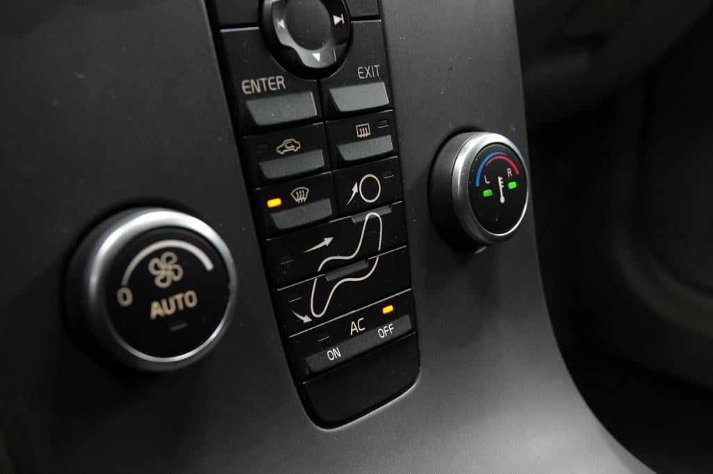 Volvo V50 1.8 edition i cruise | trekhaak | airco |