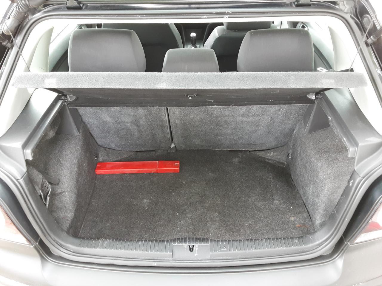 Volkswagen Polo 1.4-16V Sportline