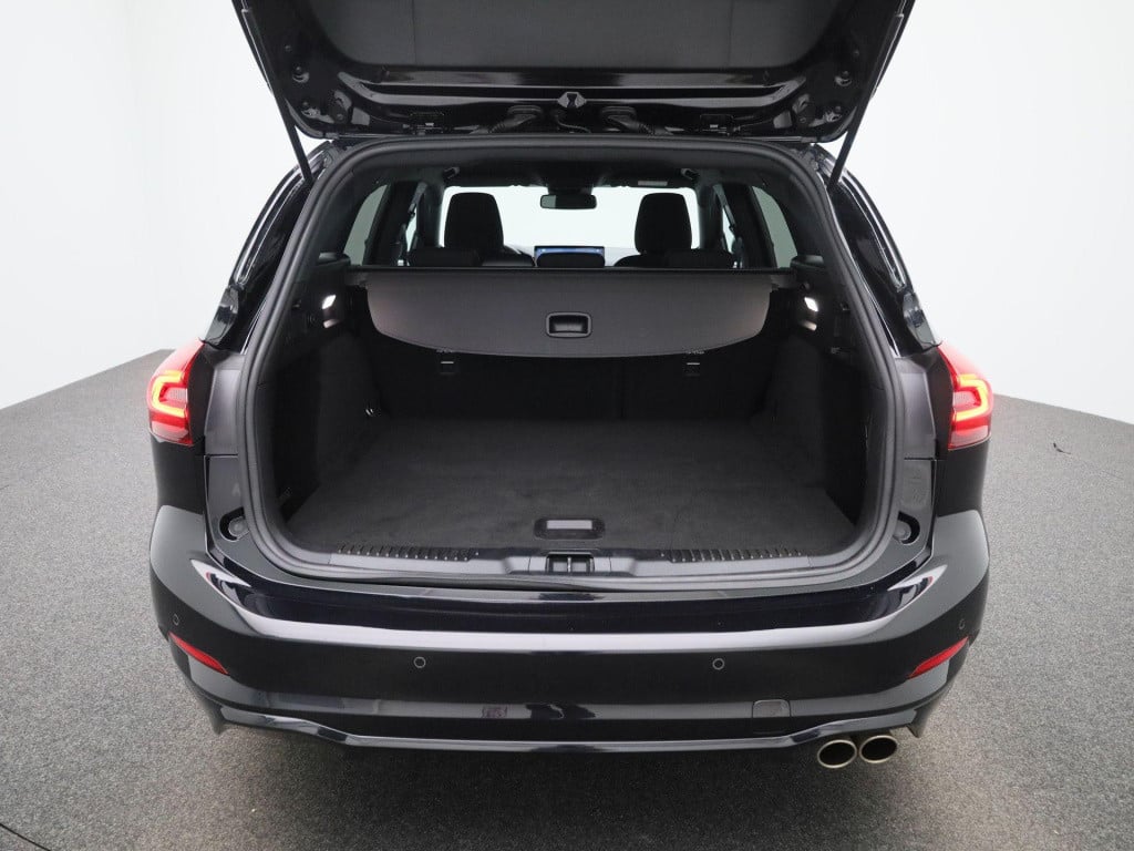 Ford Focus wagon 1.0 ecoboost hybrid st-line btw auto! | 17'' lmv | automaa