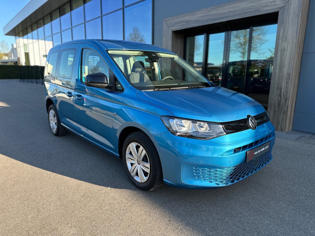 Volkswagen Caddy 1.5 tsi 5-persoons | navigatie | trekhaak | cruise | rijkl