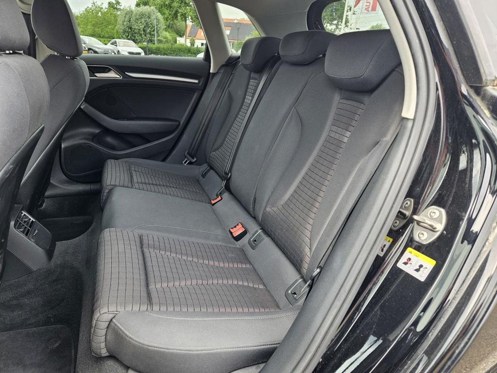 Audi A3 sportback 1.2 tfsi s-line
