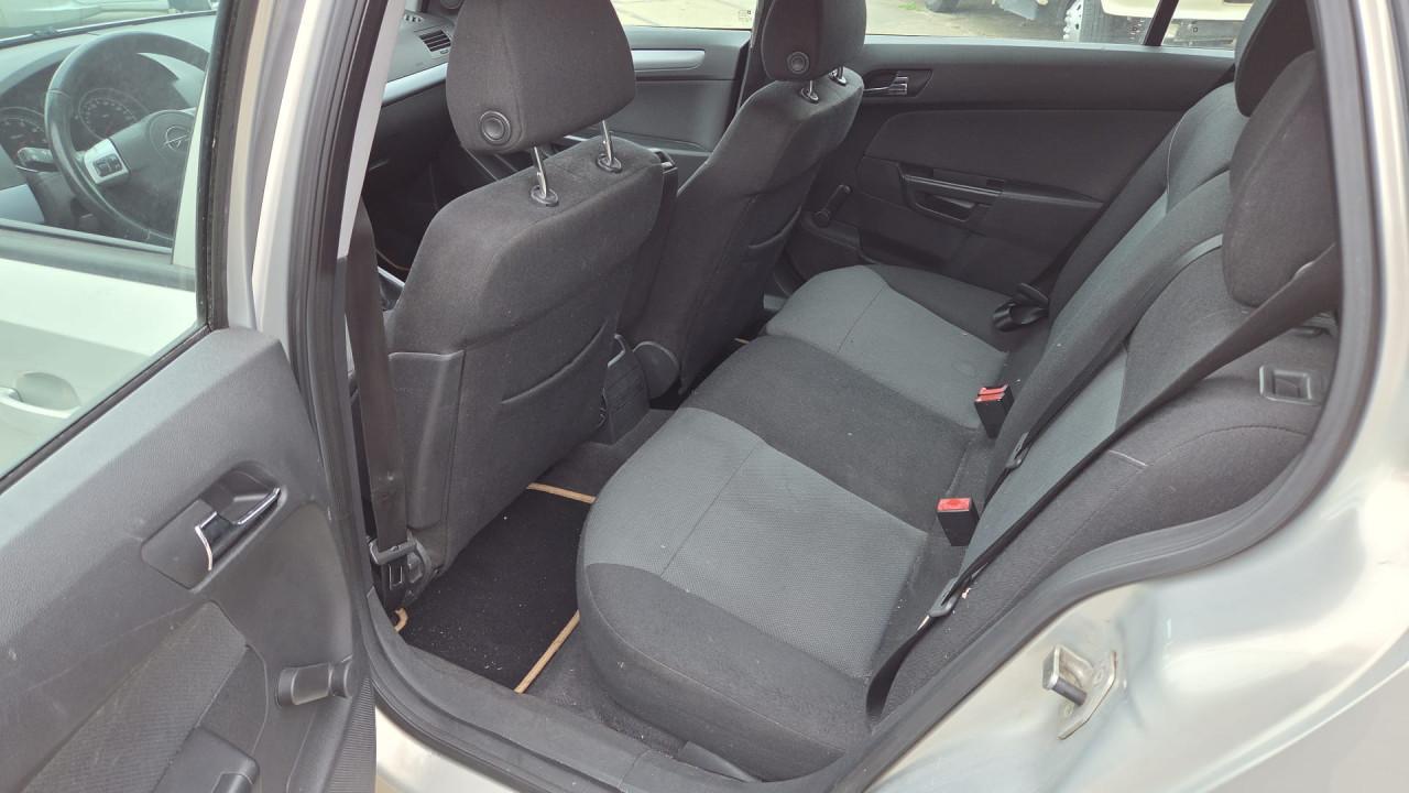 Mooie Opel Astra station met volle jaar APK!!!