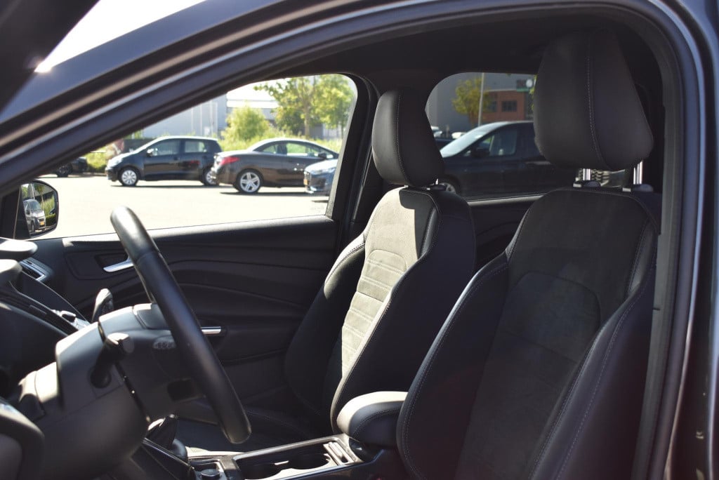 Ford Kuga 1.5 ecoboost st line | climate control | cruise control | winterp