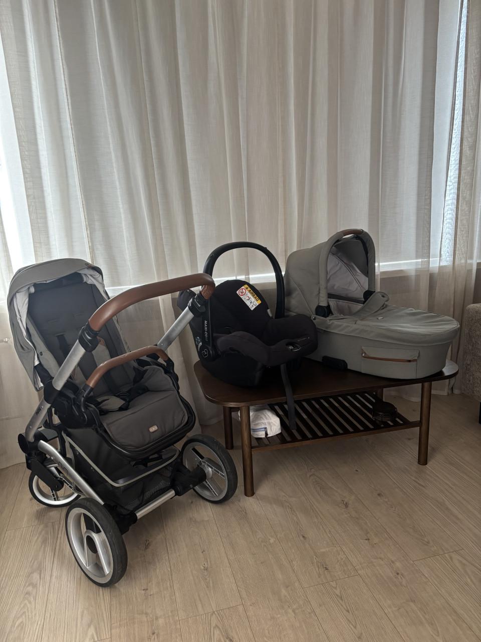 Kinderwagen musty nio