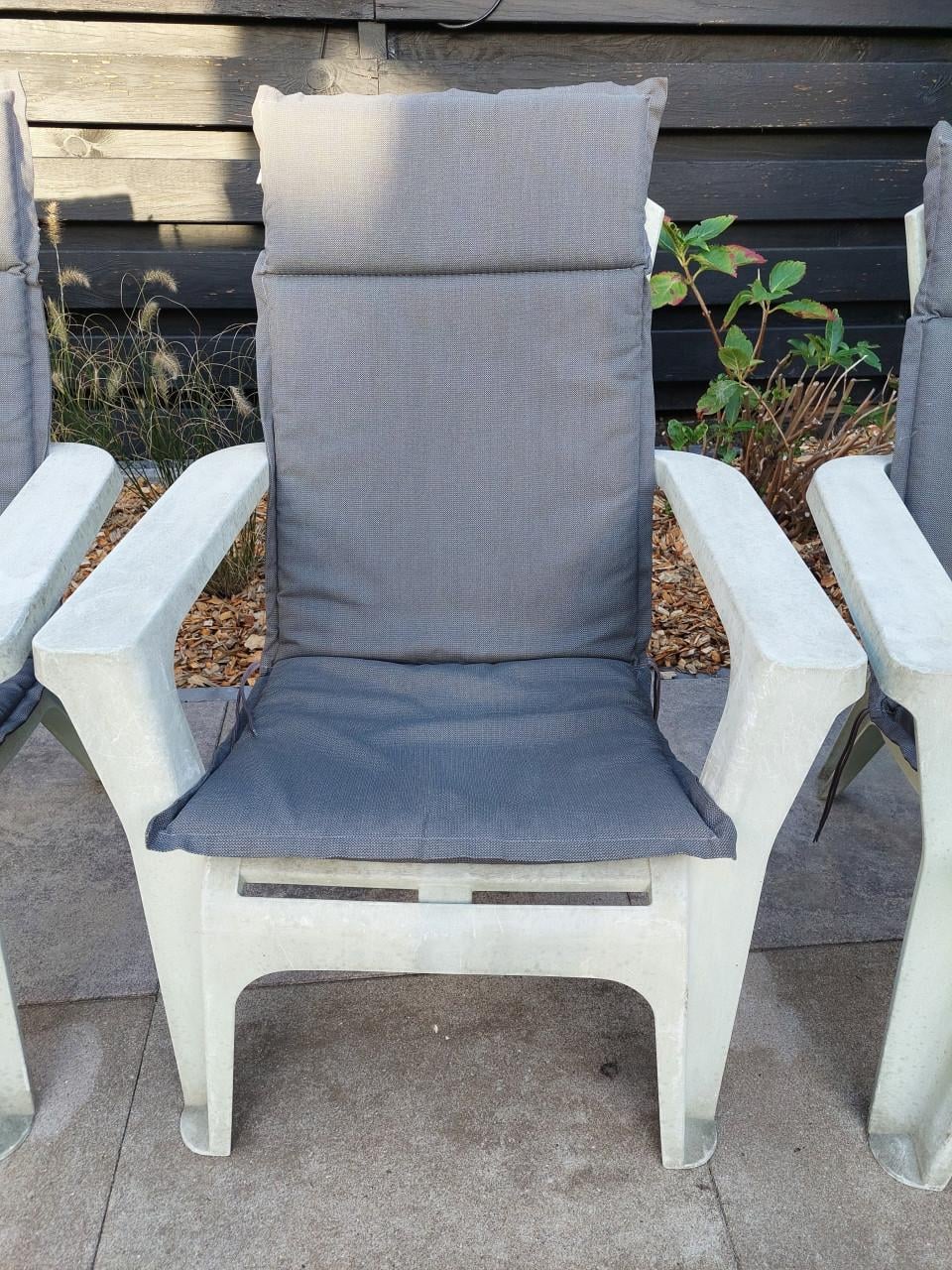 4 stapelbare tuinstoelen inclusief kussens