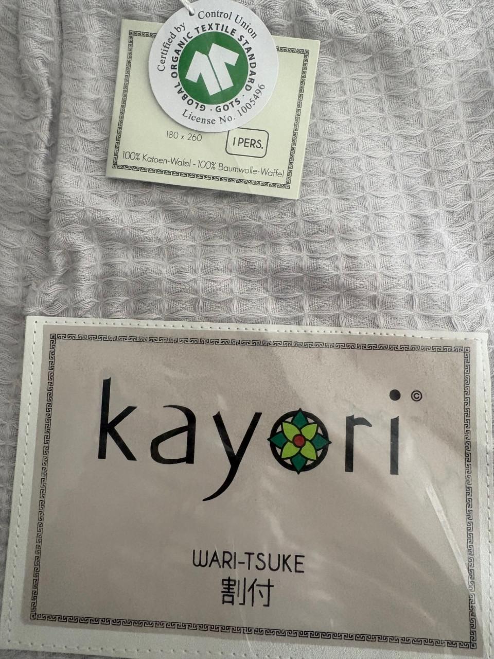 Wafeldekbed van Kayori  180x260cm.