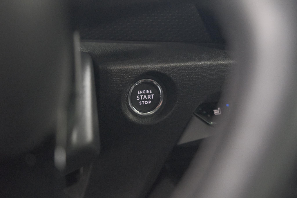Citroen Ë-c4 shine pack business 50 kwh | panoramadak | head-up display | c