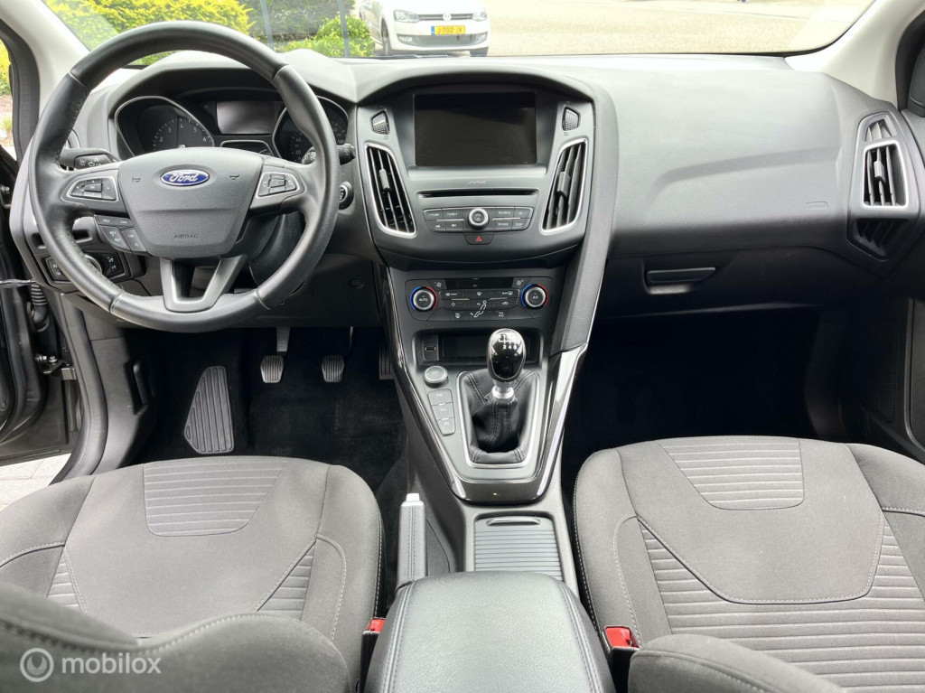 Ford Focus wagon 1.5 titanium 183pk !