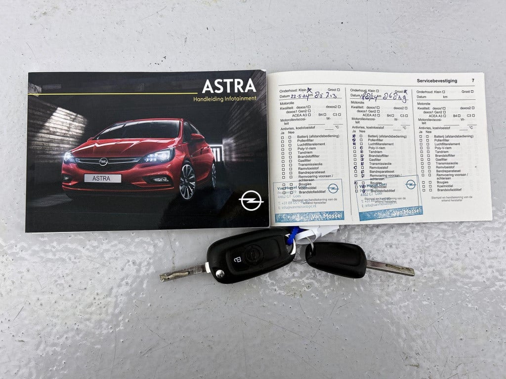 Opel Astra sports tourer 1.0 turbo 120 jaar edition | navigatie | airco | p