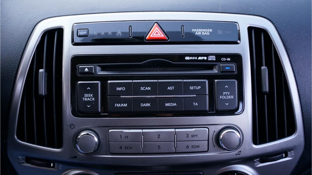 Hyundai I 20 1.2i i-motion rijklaar incl garantie