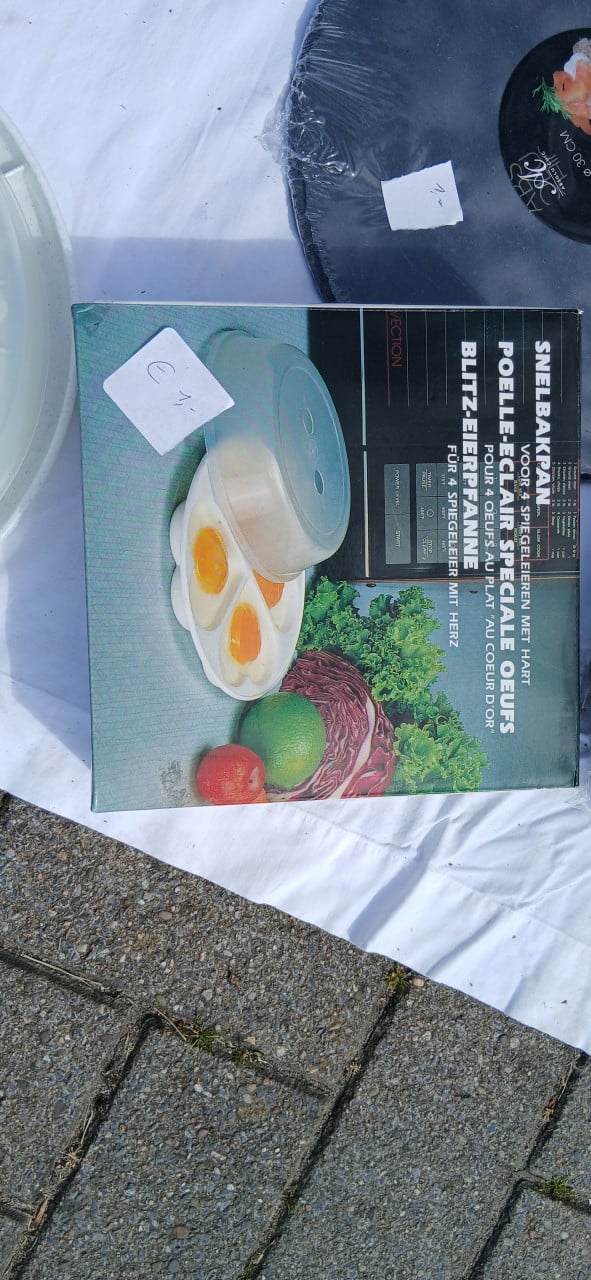 Snelbakpan voor 4 eieren