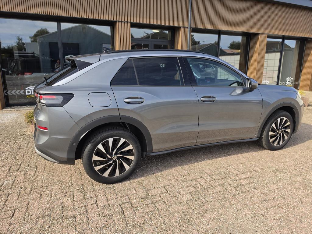 Volkswagen T-roc 1.5 etsi 85 kw life