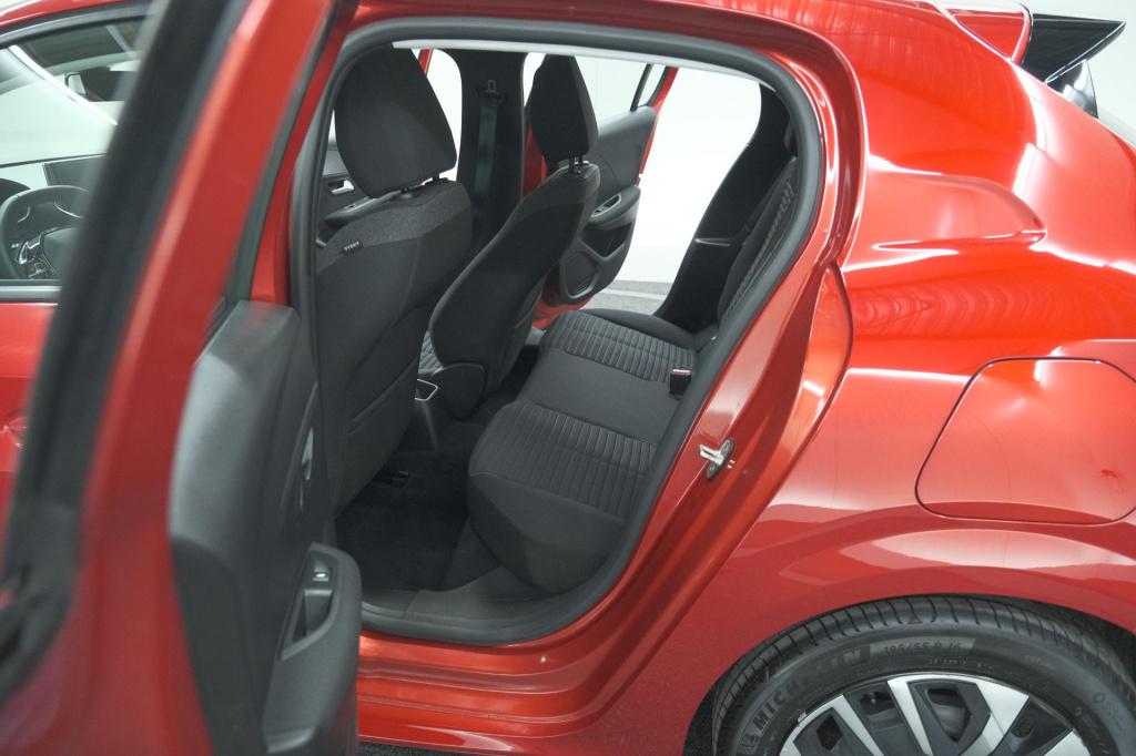 Peugeot 208 puretech 100 active | navigatie | cruise control | apple carpla