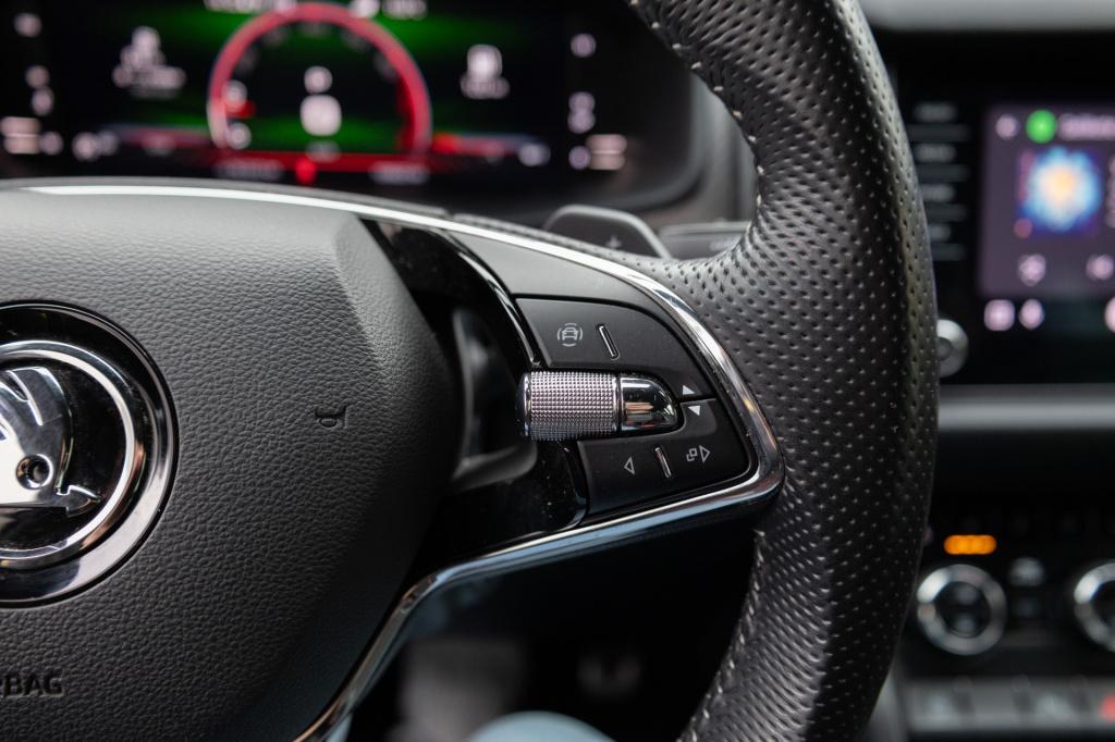 Skoda Kodiaq 1.5 tsi sportline business ✅nav✅cam✅nlauto