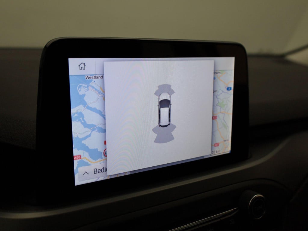 Ford Focus wagon 1.0 ecoboost hybrid connected | navigatie | cruise control