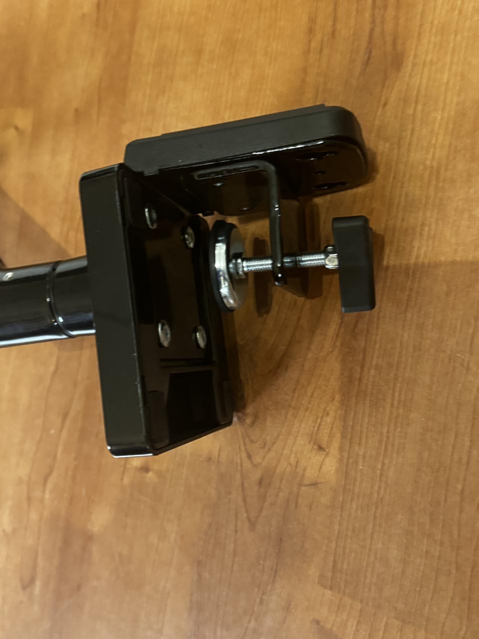 Beeldscherm arm voor montage aan bureaublad 24-40 inch