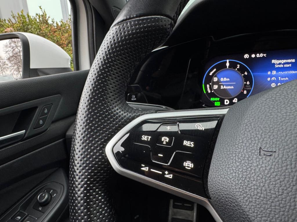 Volkswagen Golf 1.4 ehybrid gte * panoramadak * stoel + stuurverwarming * a