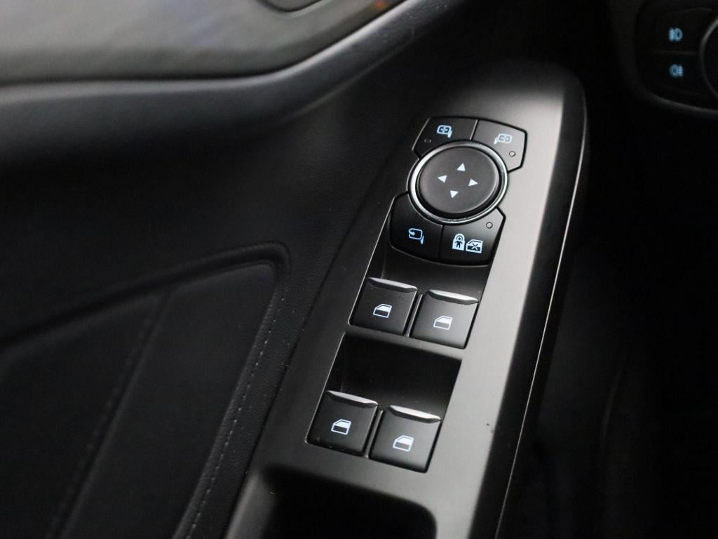 Ford Focus 1.0 ecoboost hybrid titanium x business | lmv | virtual cockpit 