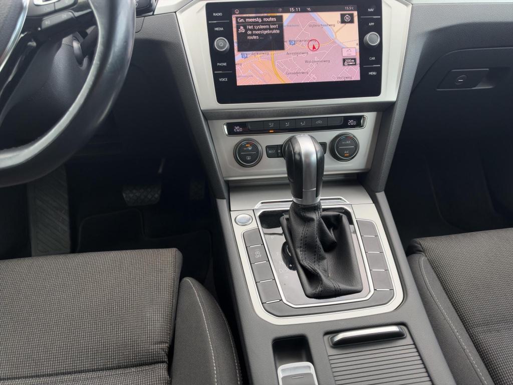 Volkswagen Passat variant 1.4 tsi act highline automaat camera led