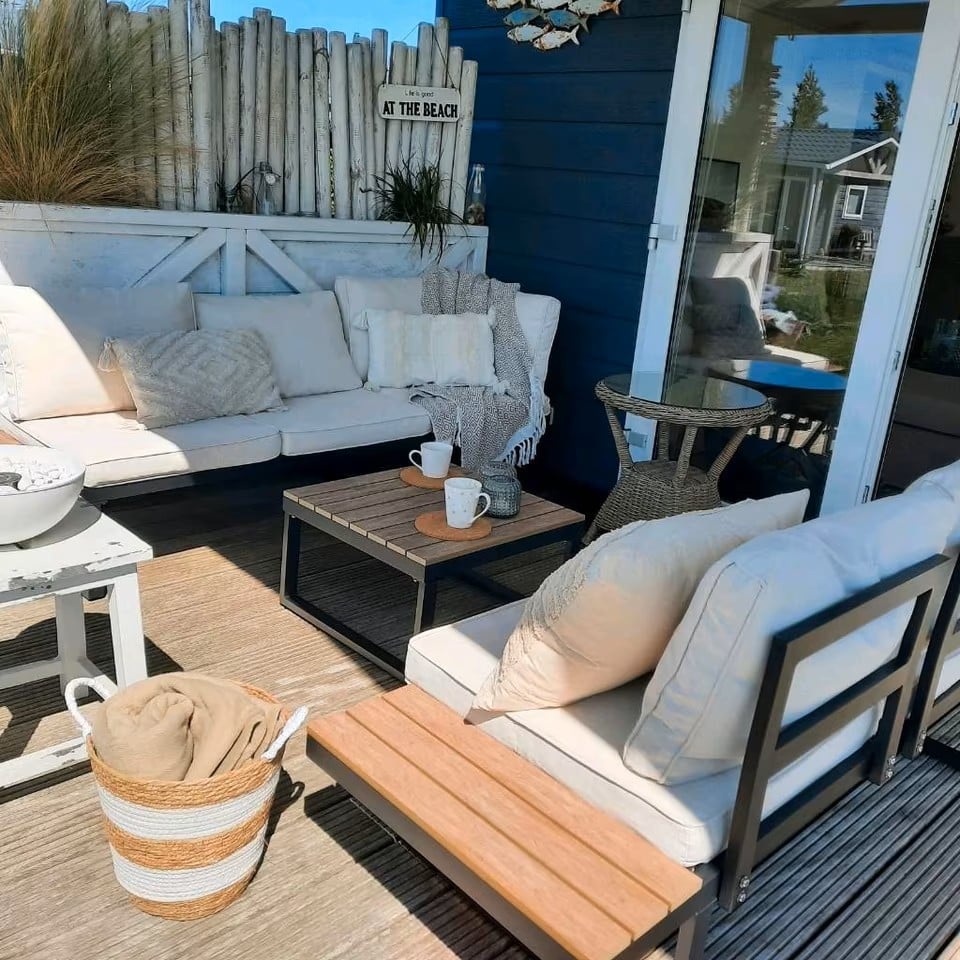 Koopje: zo goed als  nieuwe Tuinloungeset