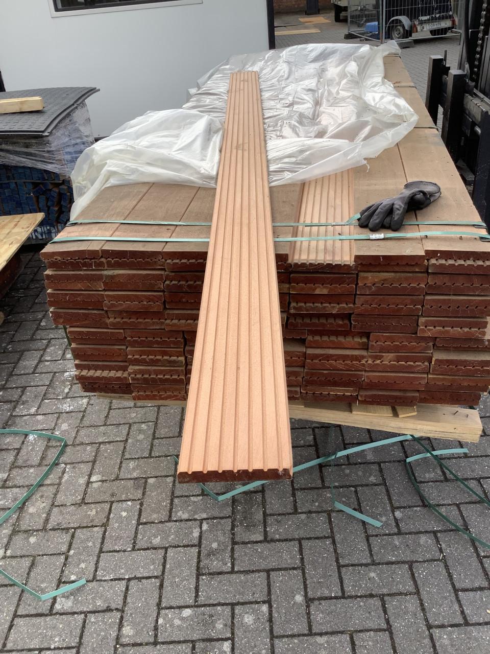 Nieuwe Bankirai vlonderplanken terrasdelen hardhout